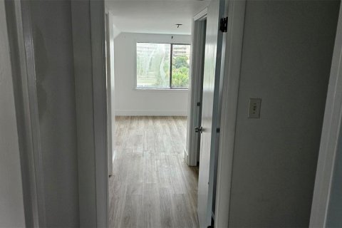 Casa en venta en Panama City, Florida, 6 dormitorios, 167.22 m2 № 1908548 - foto 19