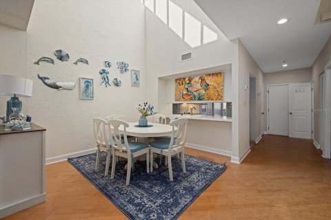Townhouse in Longboat Key, Florida 2 bedrooms, 151.06 sq.m. № 1433696 - photo 12