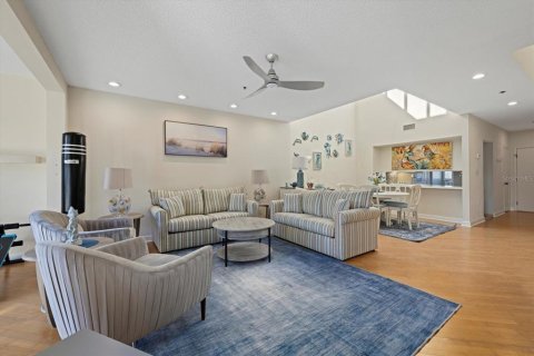 Townhouse in Longboat Key, Florida 2 bedrooms, 151.06 sq.m. № 1433696 - photo 14