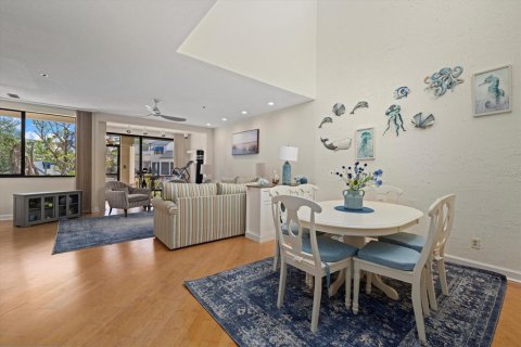 Townhouse in Longboat Key, Florida 2 bedrooms, 151.06 sq.m. № 1433696 - photo 11