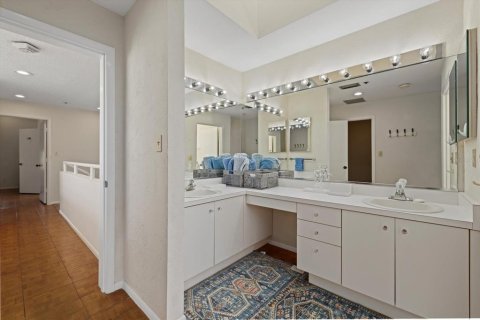 Townhouse in Longboat Key, Florida 2 bedrooms, 151.06 sq.m. № 1433696 - photo 26