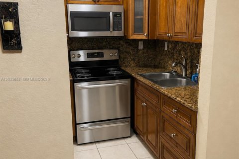 Condominio en alquiler en Sunny Isles Beach, Florida, 1 dormitorio, 49.8 m2 № 2078006 - foto 4