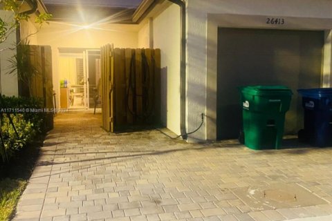 Adosado en venta en Homestead, Florida, 4 dormitorios, 173.91 m2 № 1985055 - foto 1