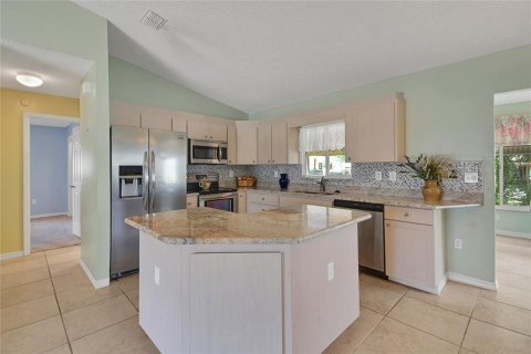 House in Summerfield, Florida 2 bedrooms, 129.88 sq.m. № 1250084 - photo 11