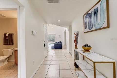Villa ou maison à vendre à Davenport, Floride: 4 chambres, 183.76 m2 № 1642159 - photo 3
