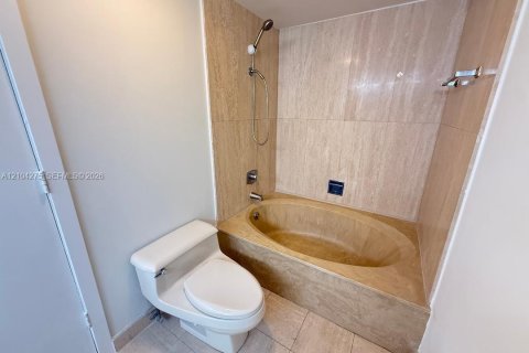 Copropriété à louer à Hollywood, Floride: 2 chambres, 145.86 m2 № 2412256 - photo 19