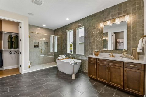 Villa ou maison à vendre à Apopka, Floride: 4 chambres, 327.76 m2 № 2405367 - photo 13