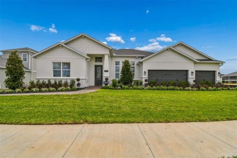 Villa ou maison à Apopka, Floride 4 chambres, 327.76 m2 № 2405367