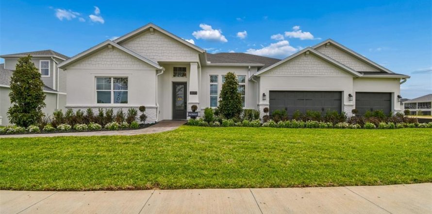 Villa ou maison à Apopka, Floride 4 chambres, 327.76 m2 № 2405367