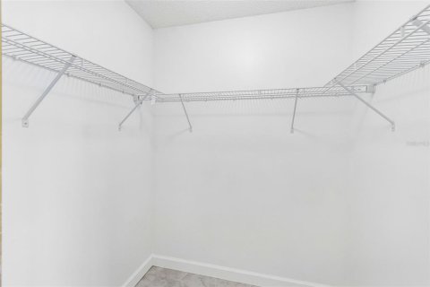 House in Orlando, Florida 3 bedrooms, 105.82 sq.m. № 2215599 - photo 29