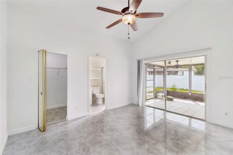 House in Orlando, Florida 3 bedrooms, 105.82 sq.m. № 2215599 - photo 28