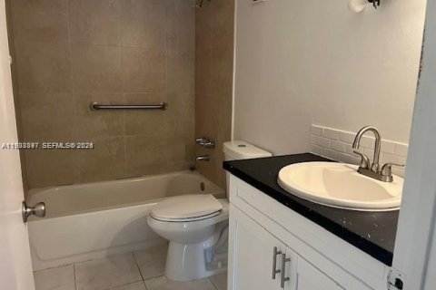 Copropriété à louer à Lauderhill, Floride: 1 chambre, 55.74 m2 № 1997501 - photo 7