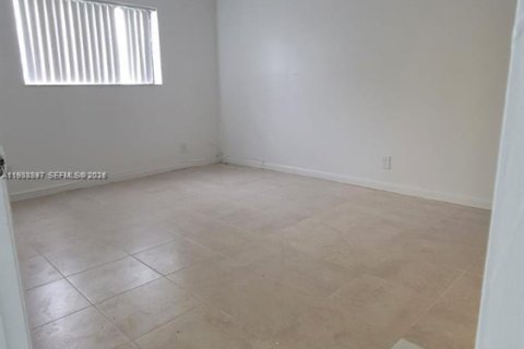 Copropriété à louer à Lauderhill, Floride: 1 chambre, 55.74 m2 № 1997501 - photo 6