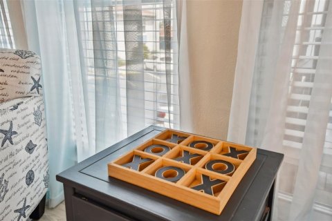 Купить кондоминиум в Мадейра - Бич, Флорида 5 комнат, 96.62м2, № 2213084 - фото 11