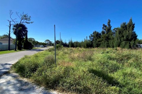 Land in Englewood, Florida № 2379435