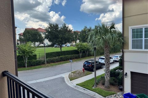 Touwnhouse à vendre à Lake Mary, Floride: 4 chambres, 201.41 m2 № 1870645 - photo 8