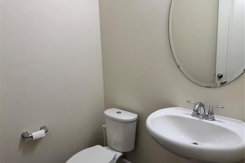 Touwnhouse à vendre à Lake Mary, Floride: 4 chambres, 201.41 m2 № 1870645 - photo 15