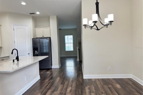 Touwnhouse à vendre à Lake Mary, Floride: 4 chambres, 201.41 m2 № 1870645 - photo 7