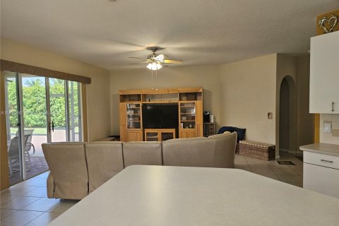 House in Boca Raton, Florida 4 bedrooms, 311.87 sq.m. № 1797541 - photo 13