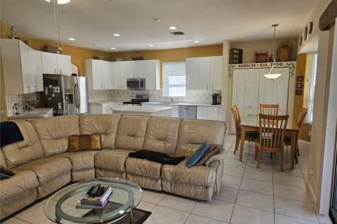 House in Boca Raton, Florida 4 bedrooms, 311.87 sq.m. № 1797541 - photo 17