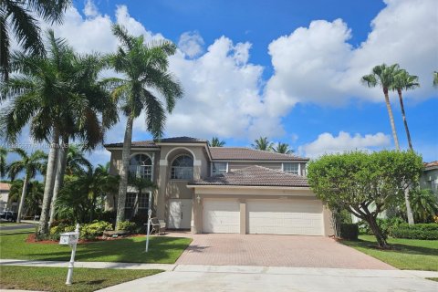 House in Boca Raton, Florida 4 bedrooms, 311.87 sq.m. № 1797541 - photo 1