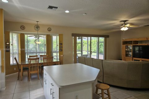 House in Boca Raton, Florida 4 bedrooms, 311.87 sq.m. № 1797541 - photo 11