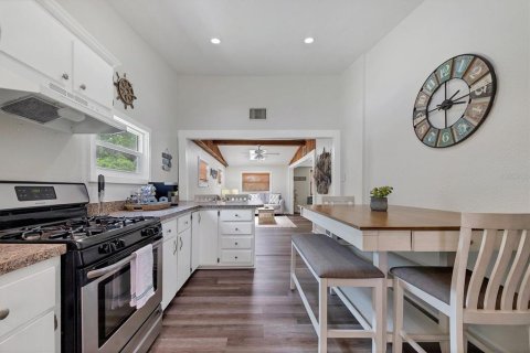 Casa en venta en Largo, Florida, 3 dormitorios, 123.84 m2 № 2349154 - foto 9