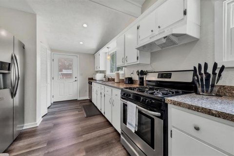 Casa en venta en Largo, Florida, 3 dormitorios, 123.84 m2 № 2349154 - foto 10
