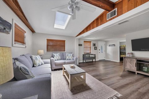Casa en venta en Largo, Florida, 3 dormitorios, 123.84 m2 № 2349154 - foto 4