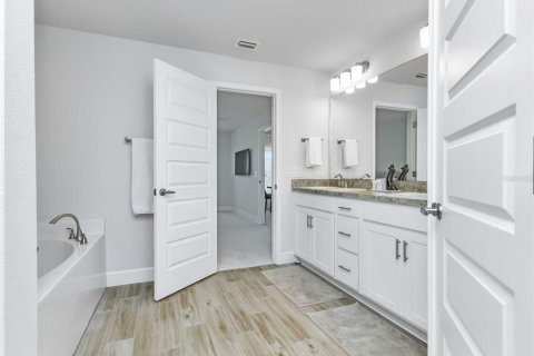 Villa ou maison à vendre à North Port, Floride: 4 chambres, 164.9 m2 № 1907193 - photo 18