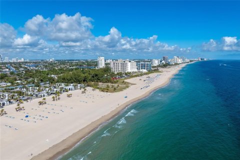 Condo in Fort Lauderdale, Florida, 3 bedrooms № 2082000 - photo 20