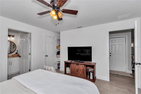 House in Belleview, Florida 3 bedrooms, 124.12 sq.m. № 2204727 - photo 14