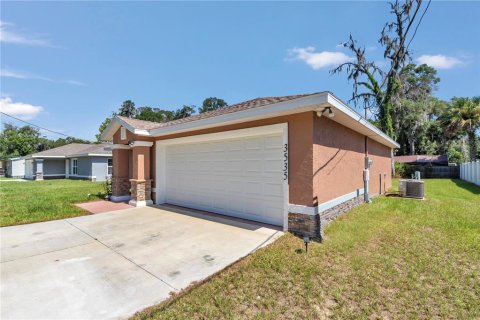 House in Belleview, Florida 3 bedrooms, 124.12 sq.m. № 2204727 - photo 28