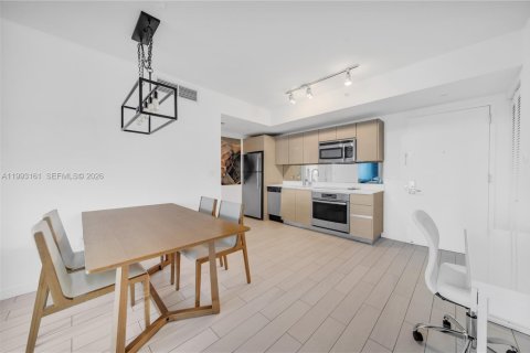 Copropriété à vendre à Hallandale Beach, Floride: 2 chambres, 94.76 m2 № 2063074 - photo 11