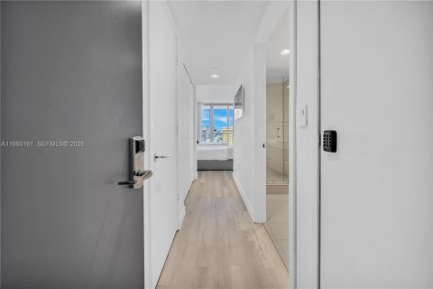 Copropriété à vendre à Hallandale Beach, Floride: 2 chambres, 94.76 m2 № 2063074 - photo 19