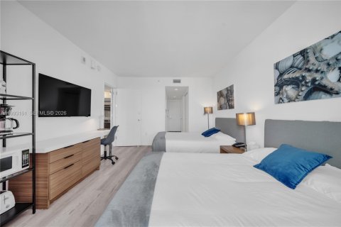 Copropriété à vendre à Hallandale Beach, Floride: 2 chambres, 94.76 m2 № 2063074 - photo 16