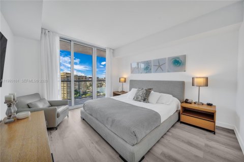 Copropriété à vendre à Hallandale Beach, Floride: 2 chambres, 94.76 m2 № 2063074 - photo 3