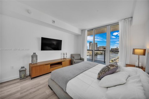 Copropriété à vendre à Hallandale Beach, Floride: 2 chambres, 94.76 m2 № 2063074 - photo 2