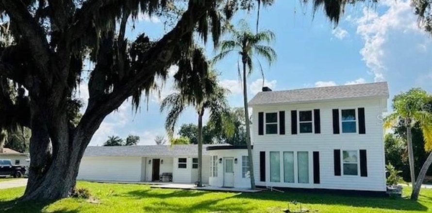 Casa en Bradenton, Florida 4 dormitorios, 247.03 m2 № 2157925