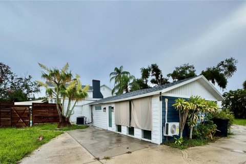 Casa en venta en Bradenton, Florida, 4 dormitorios, 247.03 m2 № 2157925 - foto 4