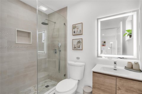 Купить виллу или дом в Майами, Флорида 5 спален, 233.46м2, № 2033853 - фото 27