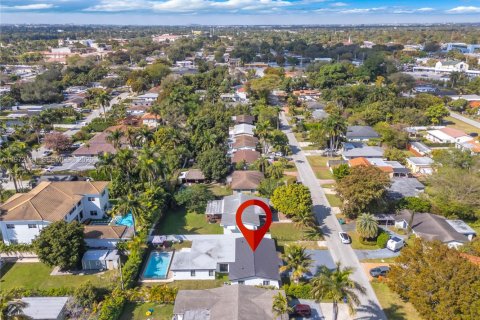 Купить виллу или дом в Майами, Флорида 5 спален, 233.46м2, № 2033853 - фото 3