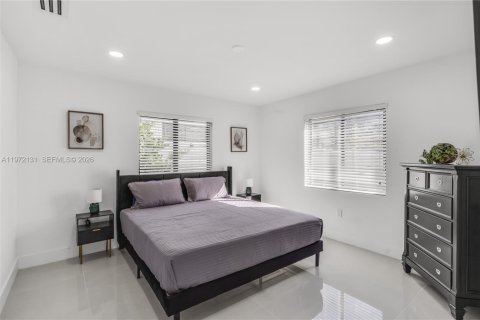 Купить виллу или дом в Майами, Флорида 5 спален, 233.46м2, № 2033853 - фото 23