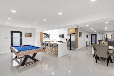 Купить виллу или дом в Майами, Флорида 5 спален, 233.46м2, № 2033853 - фото 16