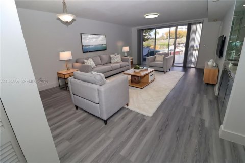 Copropriété à louer à North Miami Beach, Floride: 3 chambres, 116.13 m2 № 2062258 - photo 5