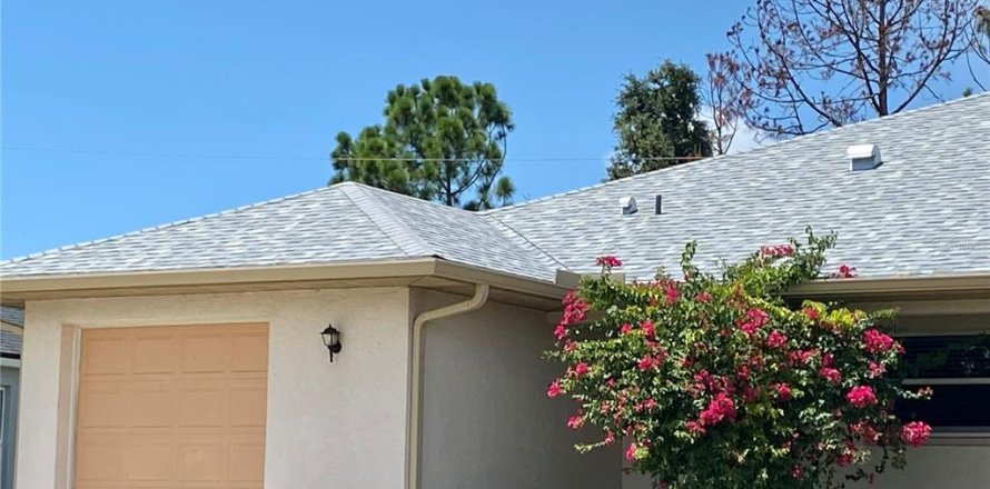 Villa ou maison à Englewood, Floride 2 chambres, 217.58 m2 № 1919658