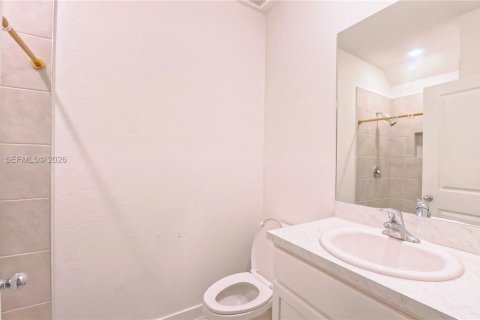 Touwnhouse à louer à Florida City, Floride: 3 chambres, 128.21 m2 № 2076396 - photo 11