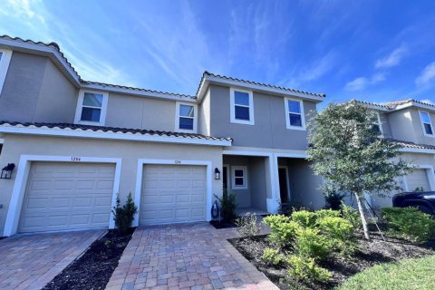 Touwnhouse à Kissimmee, Floride 3 chambres, 127.55 m2 № 2405538