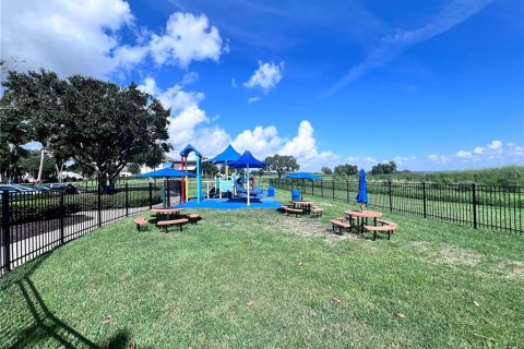 Touwnhouse à louer à Kissimmee, Floride: 3 chambres, 127.55 m2 № 2405538 - photo 24