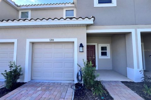 Touwnhouse à louer à Kissimmee, Floride: 3 chambres, 127.55 m2 № 2405538 - photo 2